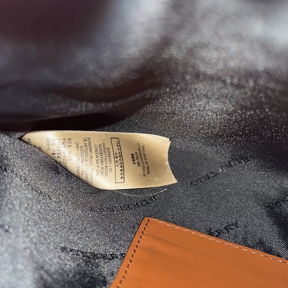 Burberry crossbody - Picture 12 of 17